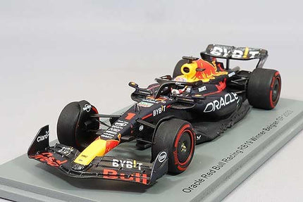 Red Bull Racing F1 Team Max Verstappen Belgian GP Winner With Pit Board 1/43 Scale Racing Model Car